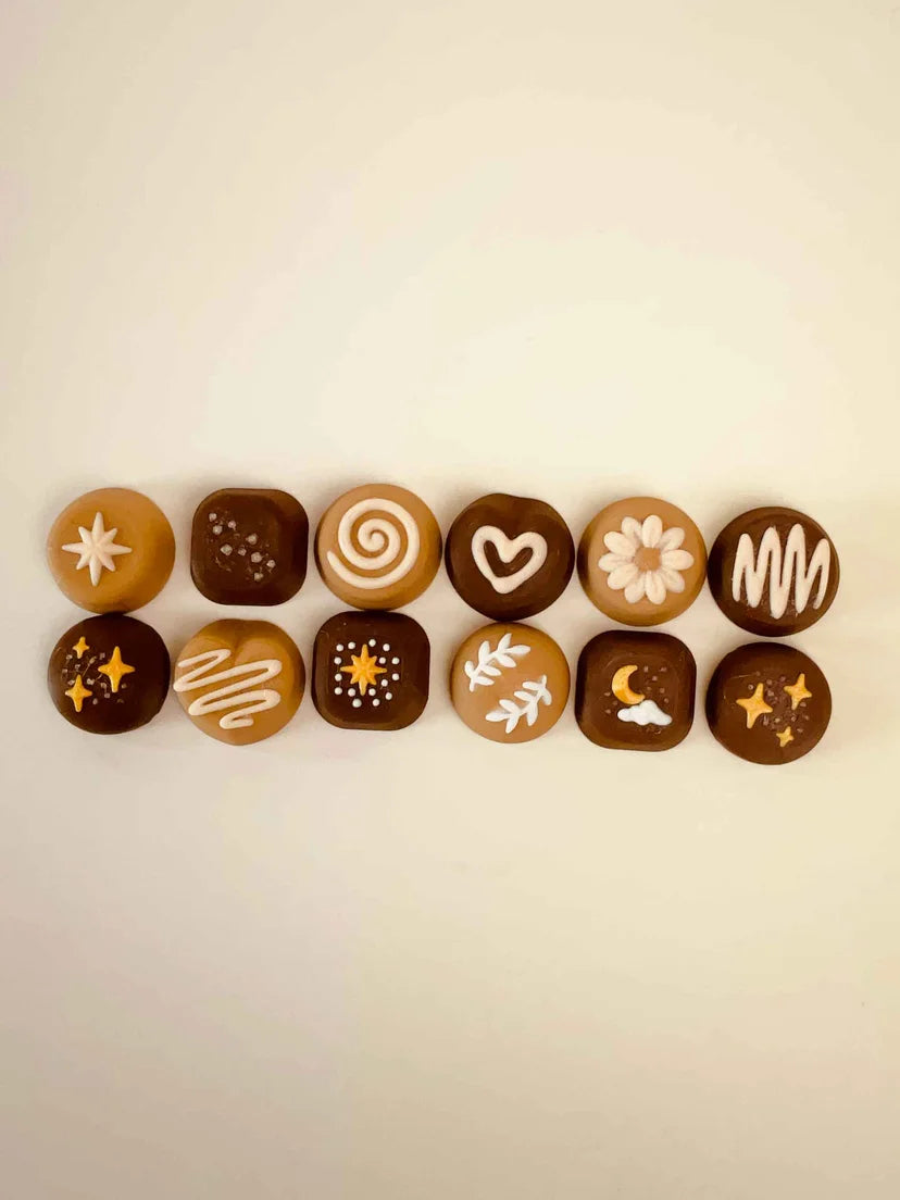 The "Sweet Click" Box: Mechanical Chocolate Fidget